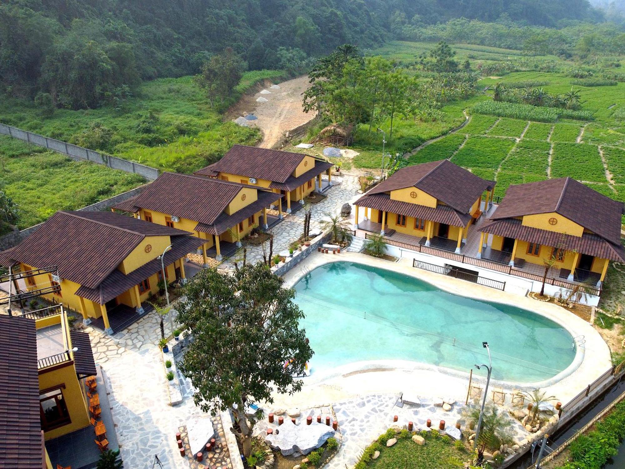Sky Bay Lodge Hà Giang Eksteriør billede