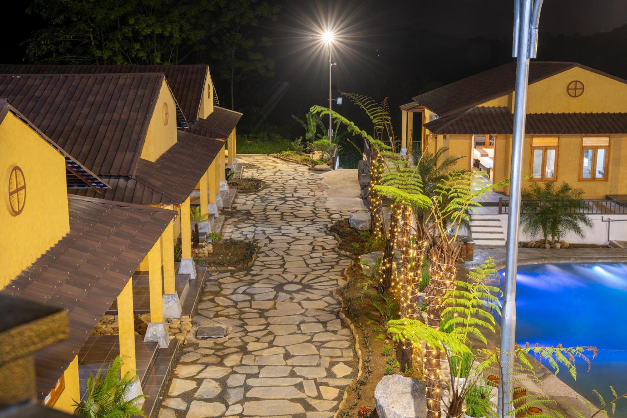 Sky Bay Lodge Hà Giang Eksteriør billede