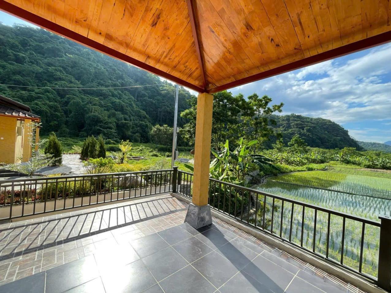 Sky Bay Lodge Hà Giang Eksteriør billede